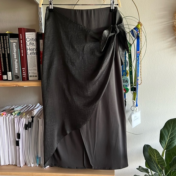 Mango midi wrap skirt - Picture 1 of 5